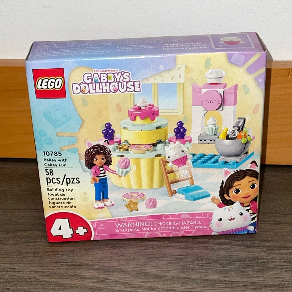 LEGO 10785 Gabby's Dollhouse Bakey With Cakey Fun *BRAND NEW & SEALED*